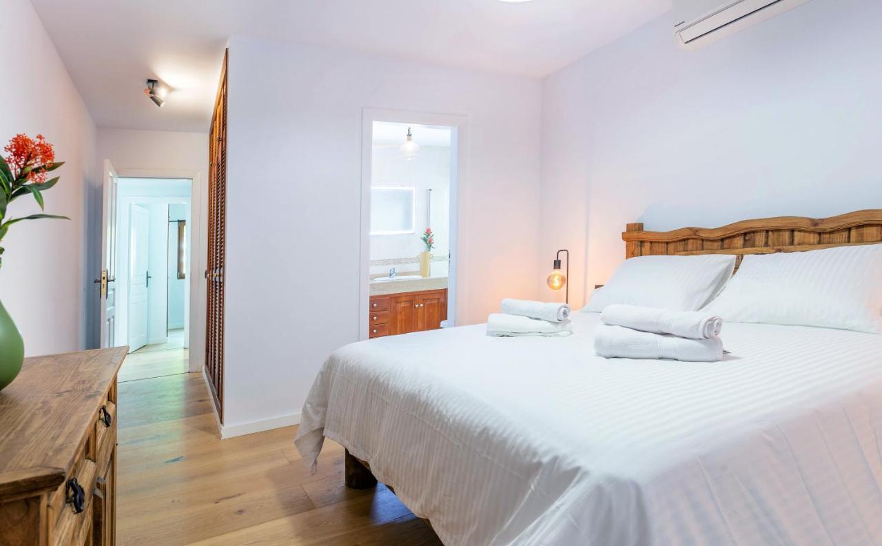 Villa Olive Tree Плая Бланка Екстериор снимка