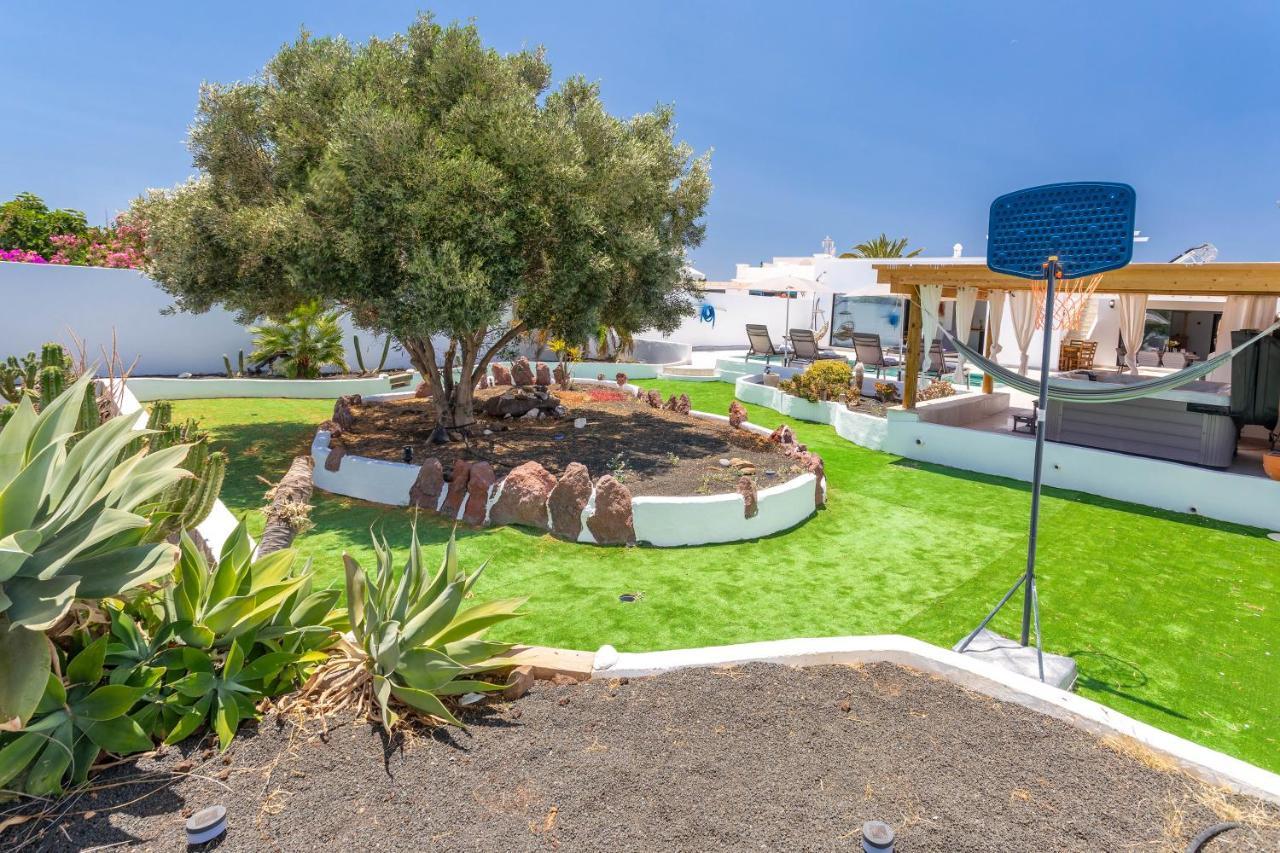 Villa Olive Tree Плая Бланка Екстериор снимка