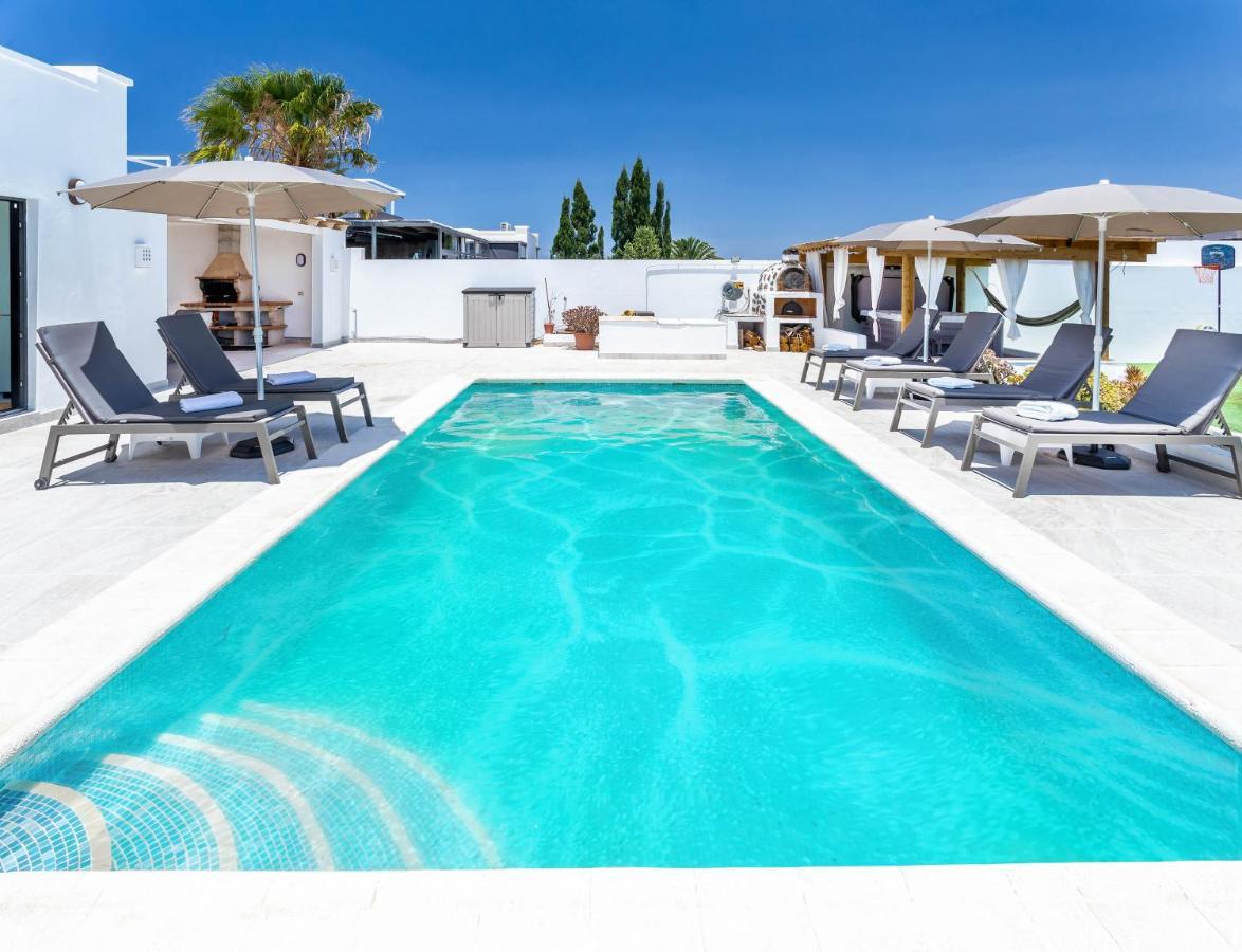 Villa Olive Tree Плая Бланка Екстериор снимка
